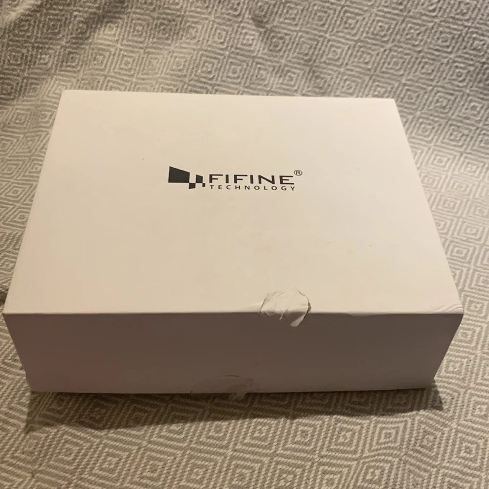 Fifine podcast microphone - model K670